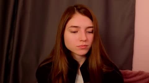 pamilarakestraw online show from October 21, 7:40 pm