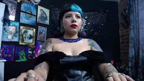 Snapshot of pandoragoddess chatting on February 10, 9:15 pm online show from February 10, 9:15 pm
