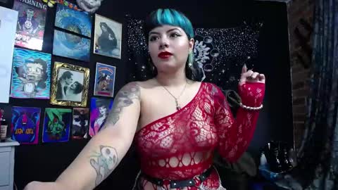 Snapshot of pandoragoddess chatting on March 7, 7:49 pm online show from March 7, 7:49 pm
