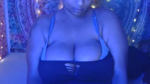 Nia Angels online show from November 22, 12:24 am