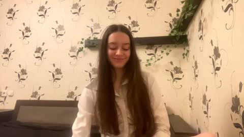 Snapshot of pantease_ chatting on October 7, 10:03 pm Kate online show from October 7, 10:03 pm