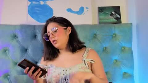 Paola Lyon online show from January 16, 6:59 pm