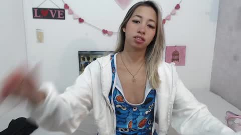 Snapshot of paolabotero chatting on January 27, 11:54 am Paola online show from January 27, 11:54 am