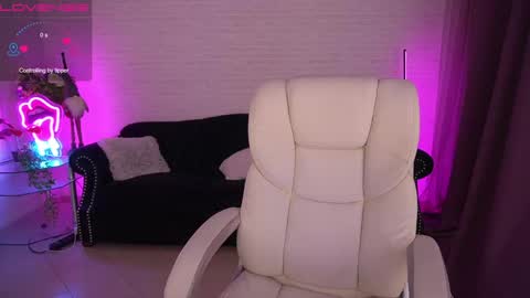 Lia online show from December 20, 3:53 pm