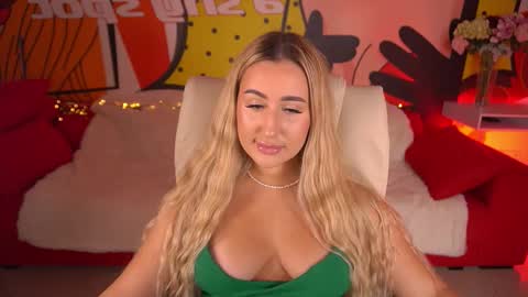 Lia online show from November 9, 1:51 pm