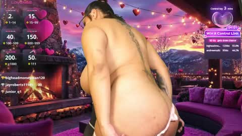 Snapshot of paradise_city__ chatting on February 16, 4:09 am DAILYNPC OF online show from February 16, 4:09 am