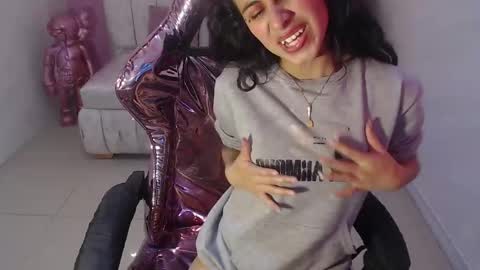 Paris 1sub online show from March 3, 8:50 pm