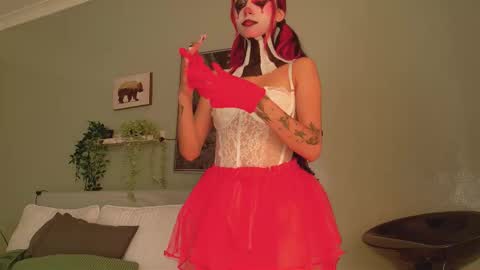 PARIS online show from November 1, 8:13 pm