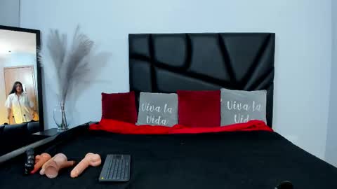 parys_hot online show from October 17, 3:10 am