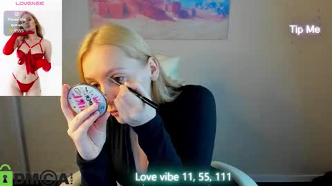 Snapshot of patr1cia_hart chatting on September 10, 12:21 am patr1cia_hart online show from September 10, 12:21 am