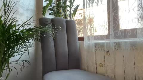 Snapshot of patry333 chatting on January 9, 12:19 pm Andreea online show from January 9, 12:19 pm