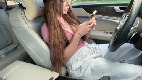 Snapshot of patry333 chatting on October 20, 7:55 am Andreea online show from October 20, 7:55 am