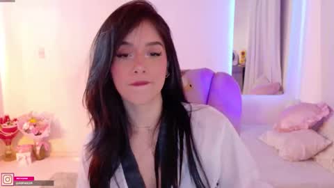 Snapshot of pau_cute chatting on September 15, 3:48 am Sofa online show from September 15, 3:48 am