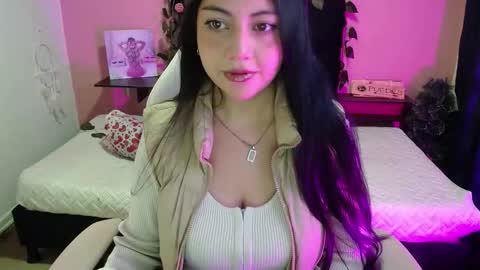 pau cute online show from October 30, 3:02 pm