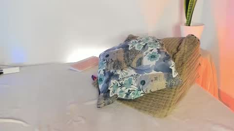 Paula perez - online show from November 21, 3:08 am