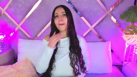 paulette_dupont_ online show from December 19, 4:37 am