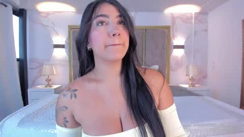 Paulina online show from June 2, 12:50 pm
