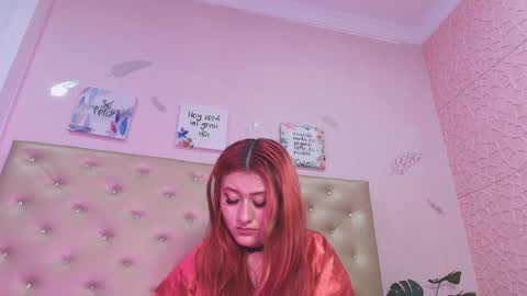 Snapshot of paulinasaeenz chatting on February 14, 11:31 am PaulinaSaennz online show from February 14, 11:31 am