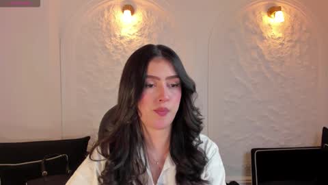 Paulina Santos  online show from October 20, 7:28 pm