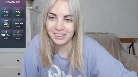 Allisses online show from November 1, 8:07 am