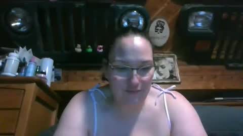 peachtree197 online show from April 9, 2:25 am