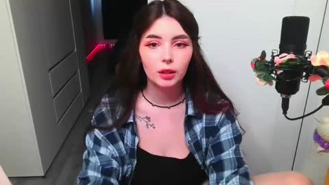 Peachy online show from April 27, 4:59 pm