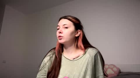 Peachy online show from February 6, 9:06 pm