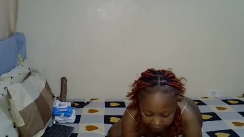 peachysparkel online show from March 11, 9:57 am