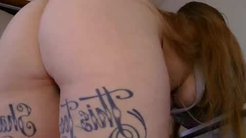 kat online show from November 25, 1:13 pm