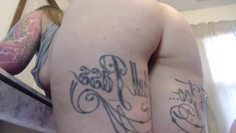 kat online show from February 5, 1:54 pm