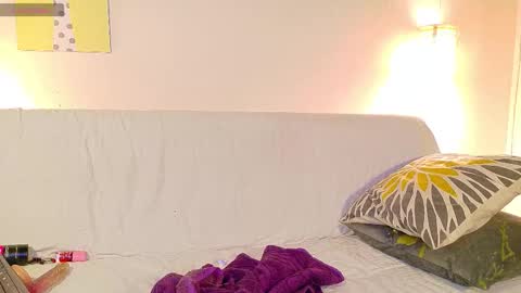 pearl online show from October 7, 2:32 pm