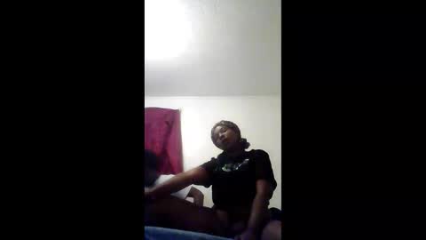 pebblessmith453 online show from December 1, 10:56 pm