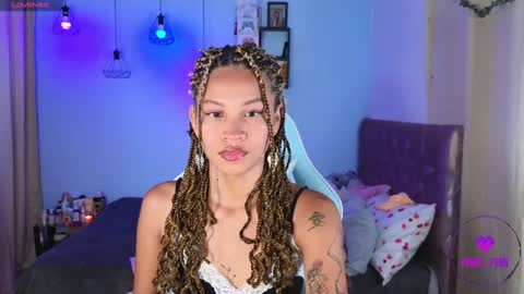 peggy-funn online show from December 31, 12:21 am