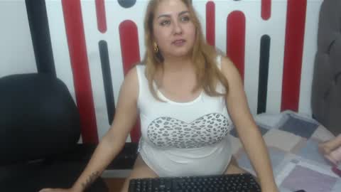 Snapshot of penelope_sweet1 chatting on February 27, 6:31 pm penelope_sweet1 online show from February 27, 6:31 pm