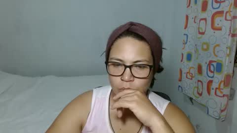 Snapshot of pepitt45 chatting on December 27, 6:42 pm Megan online show from December 27, 6:42 pm