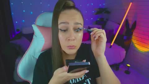 Dia  online show from September 16, 8:06 pm