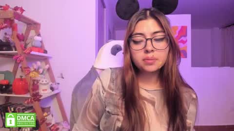 Snapshot of perfect__ana chatting on September 30, 2:39 am Sarah Ana Banana online show from September 30, 2:39 am