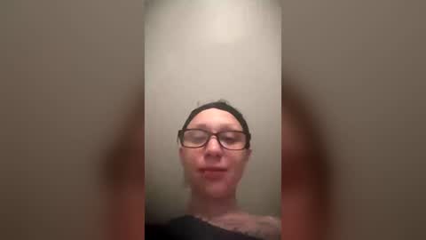 perfectly222peachy online show from July 10, 9:32 am