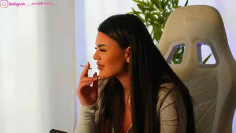 Dee online show from March 7, 9:51 am