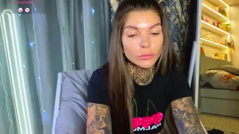 Anna online show from January 18, 11:28 am