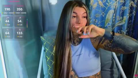 Snapshot of perfecttbaby77n chatting on October 4, 9:48 am Anna online show from October 4, 9:48 am