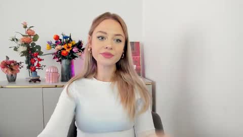 Cindy online show from November 13, 7:29 am