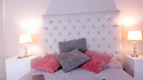 PERLA online show from September 24, 12:26 pm