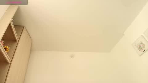   online show from January 7, 1:14 pm