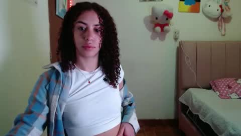 Snapshot of perlaweb_09 chatting on October 6, 3:56 am perlaweb_09 online show from October 6, 3:56 am