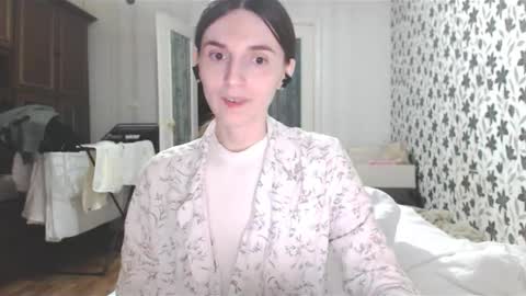 Snapshot of persephonex chatting on September 16, 12:40 am persephonex online show from September 16, 12:40 am