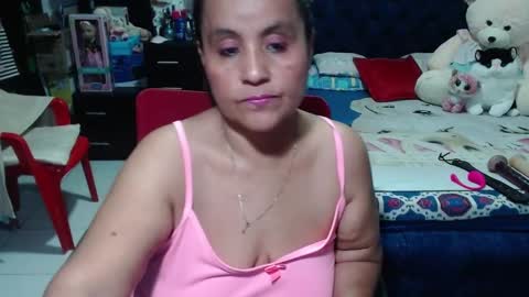 Snapshot of pervert_mommy_x chatting on January 14, 9:24 am SAMY online show from January 14, 9:24 am