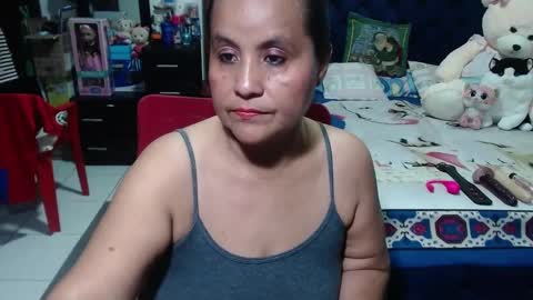 Snapshot of pervert_mommy_x chatting on January 10, 10:39 am SAMY online show from January 10, 10:39 am