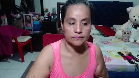 Snapshot of pervert_mommy_x chatting on January 26, 11:50 am SAMY online show from January 26, 11:50 am
