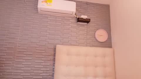 pervert_shydoll online show from March 31, 3:17 am